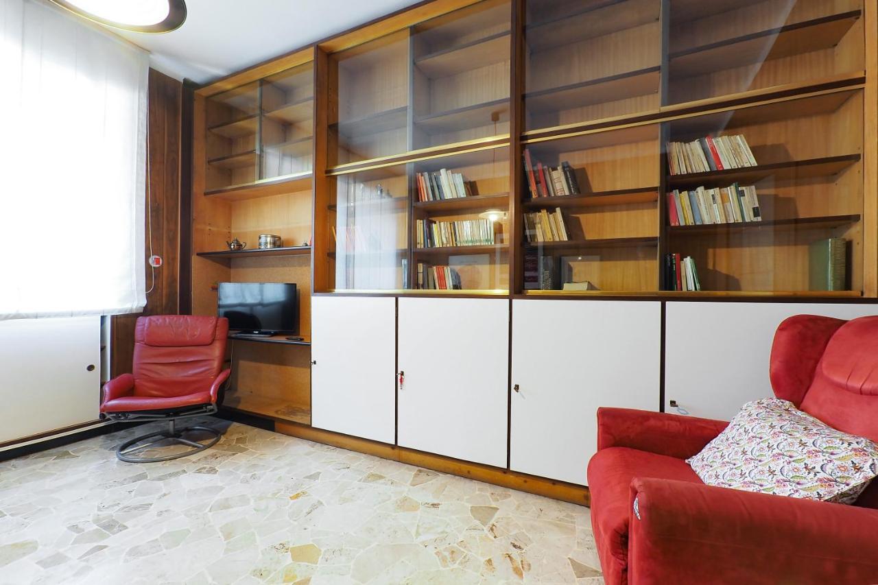 Primopiano - Tolmezzo Appartement Milaan Buitenkant foto